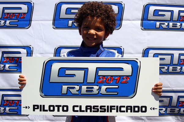  Foto: Flávio Quick - Apenas em sua terceira corrida oficial o pequeno Leonardo Cortez se classificou para o GP na categoria Mirim.