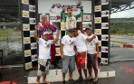 Foto: Flávio Quick - Leonardo Lanza e Guildner Carvalho comemoraram no pódio com a equipe Max Kart a dobradinha na categoria Super Sênior.