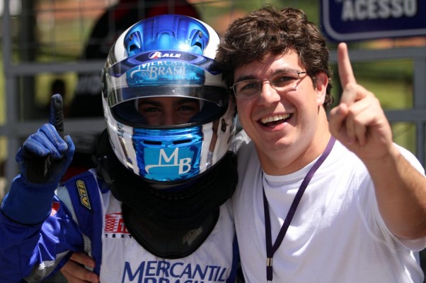 Fotos: Flávio Quick – Serginho e Djim de Andrade Martins – Representante dos chassis ART no Brasil.